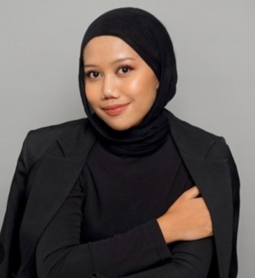 Barkere Silee, Legal Specialist